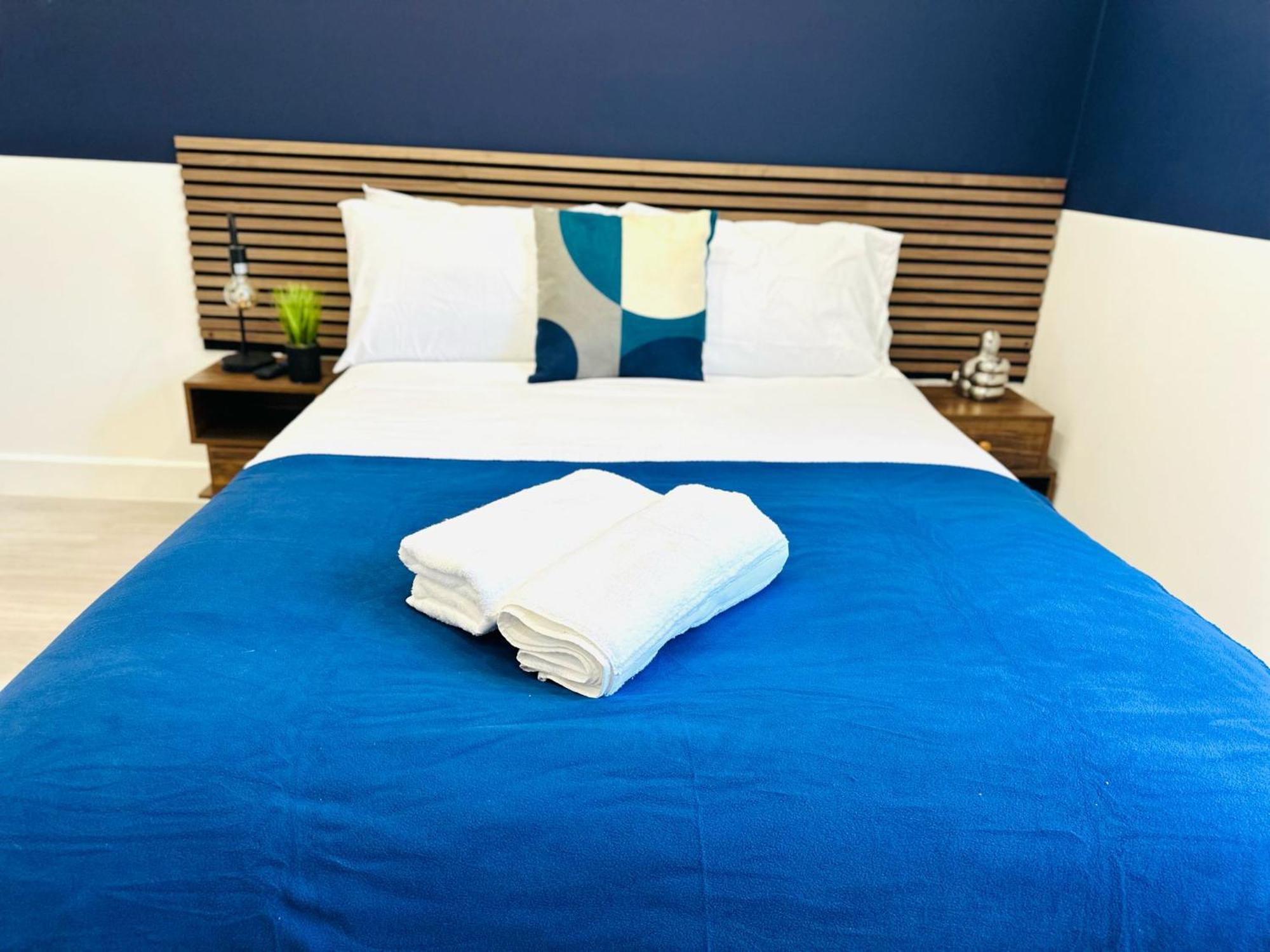 High Standard Central Studios Perfect For Tourists! Londra Esterno foto