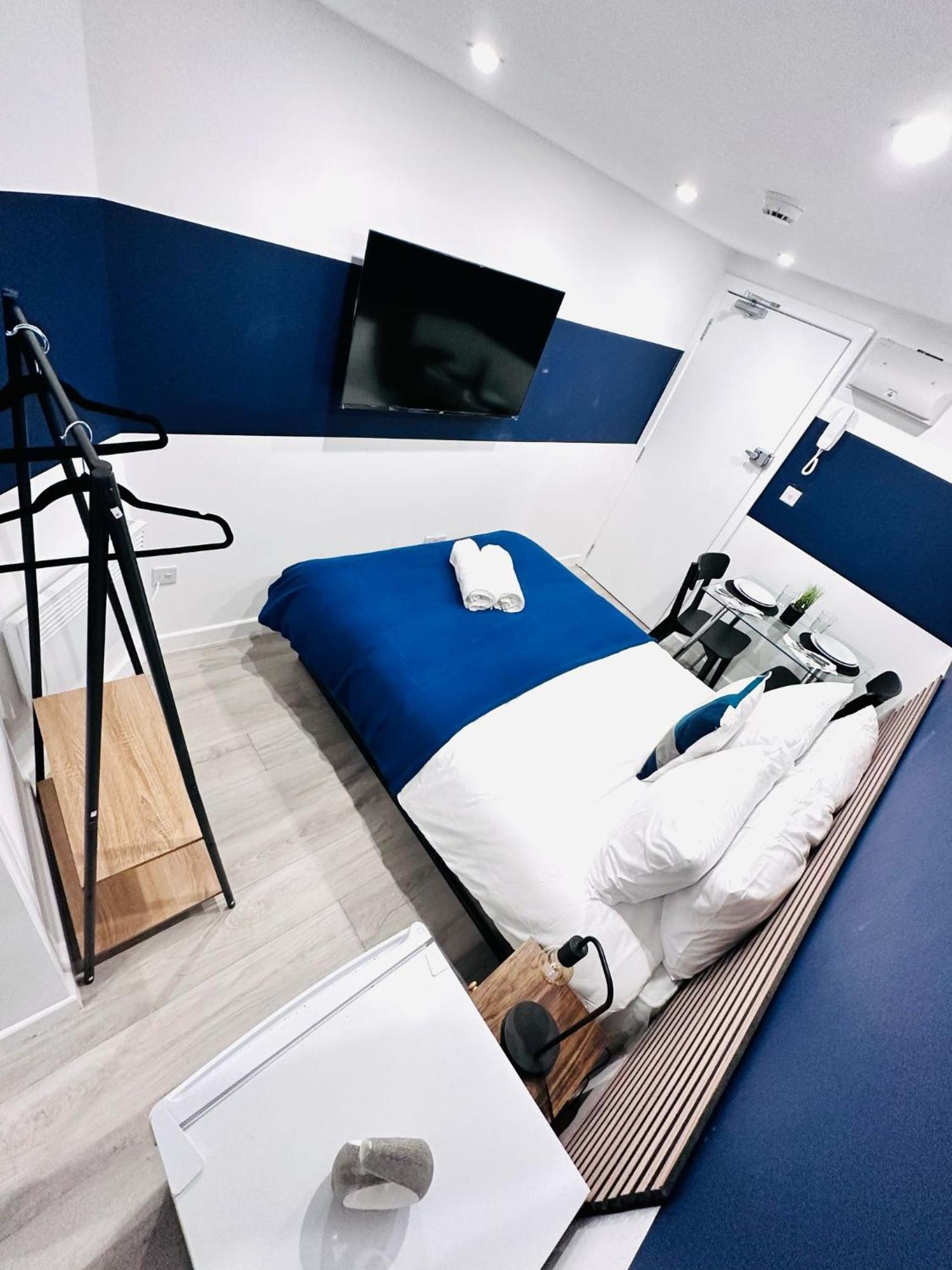 High Standard Central Studios Perfect For Tourists! Londra Esterno foto