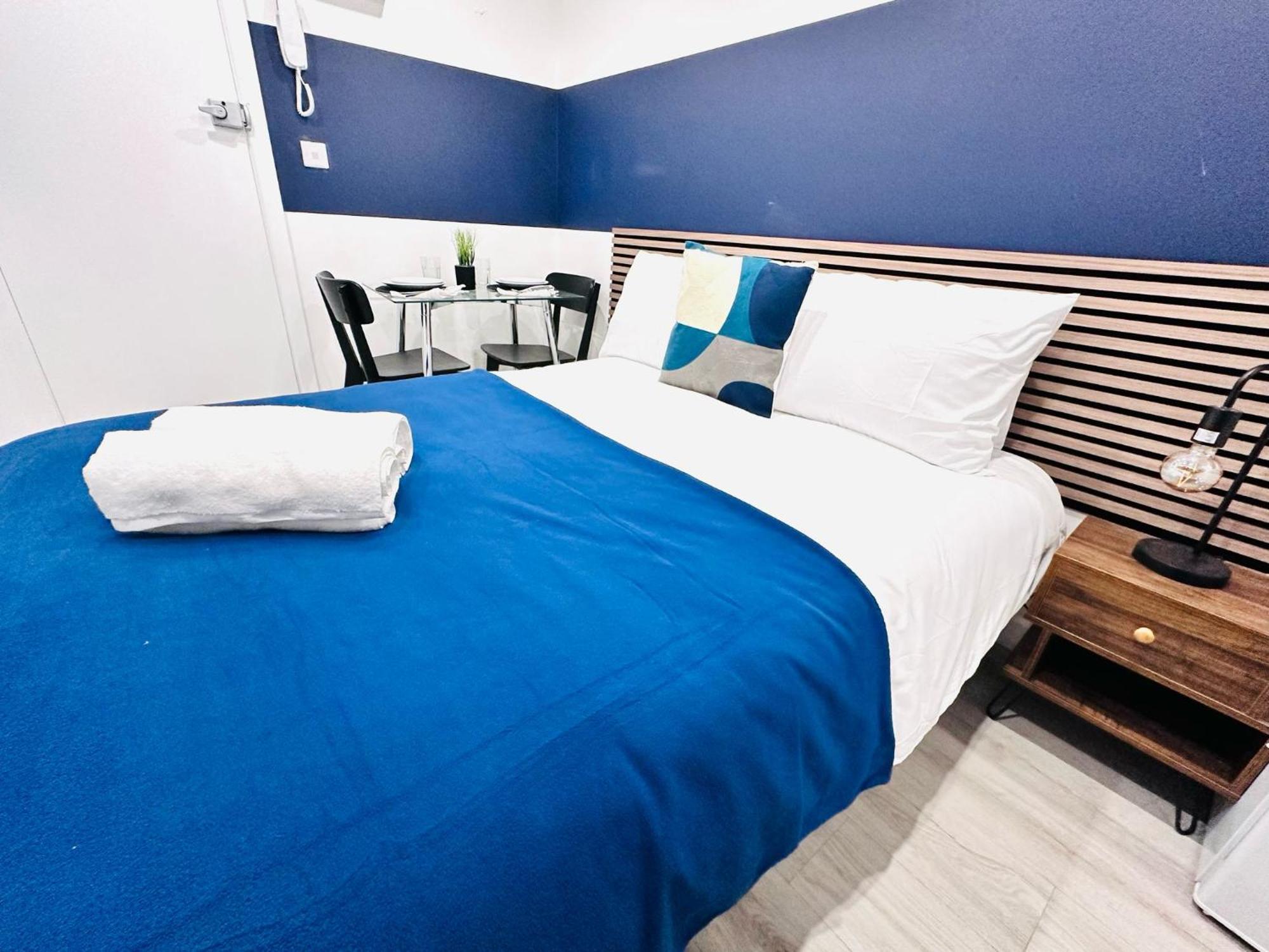 High Standard Central Studios Perfect For Tourists! Londra Esterno foto