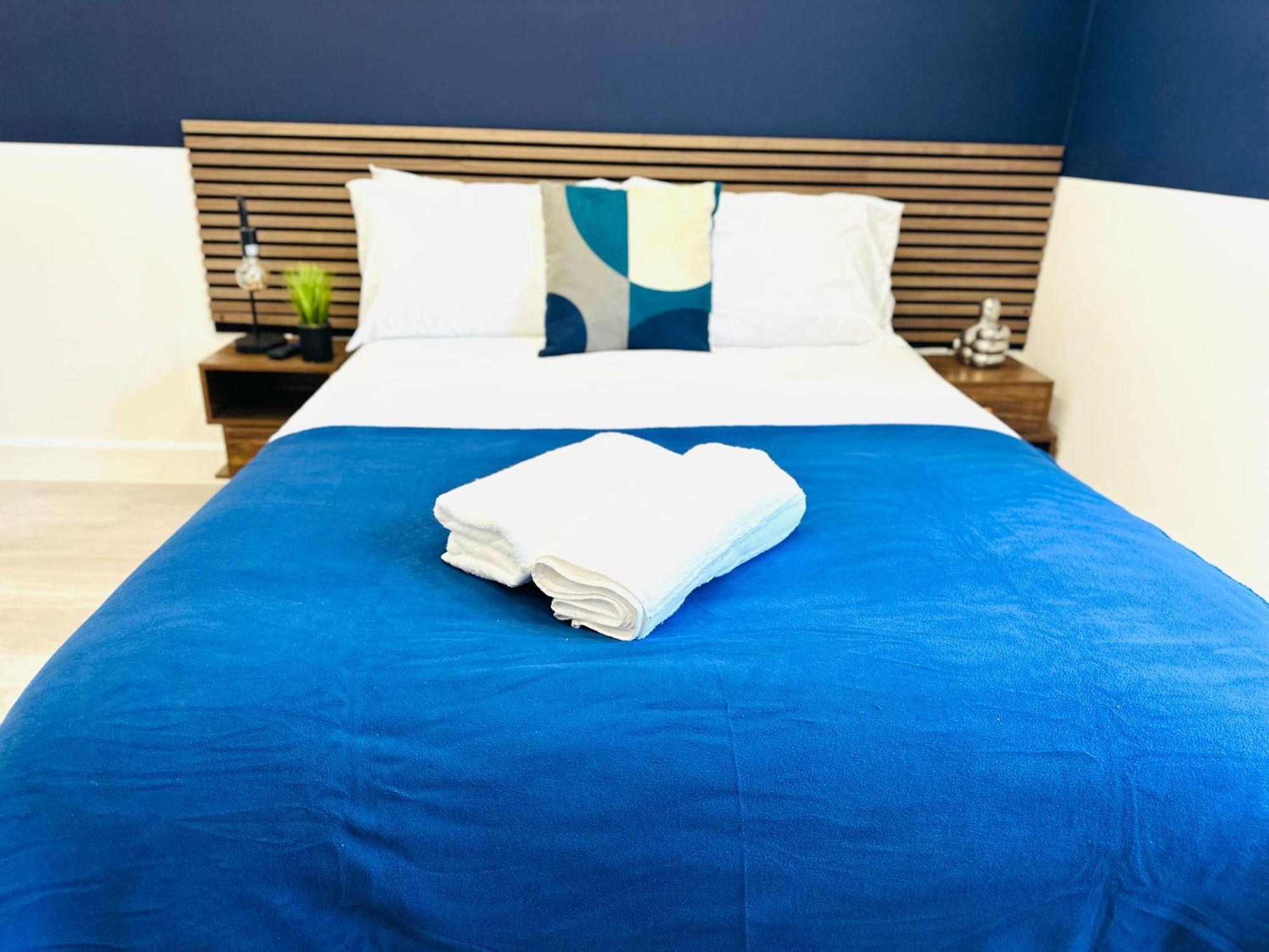High Standard Central Studios Perfect For Tourists! Londra Esterno foto
