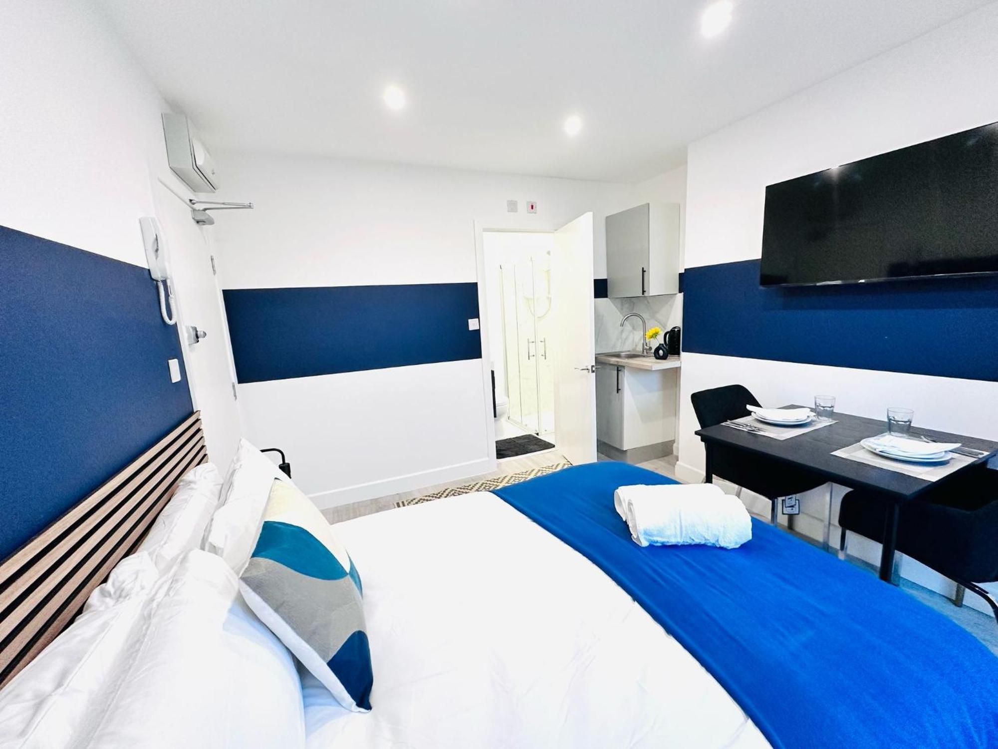 High Standard Central Studios Perfect For Tourists! Londra Esterno foto