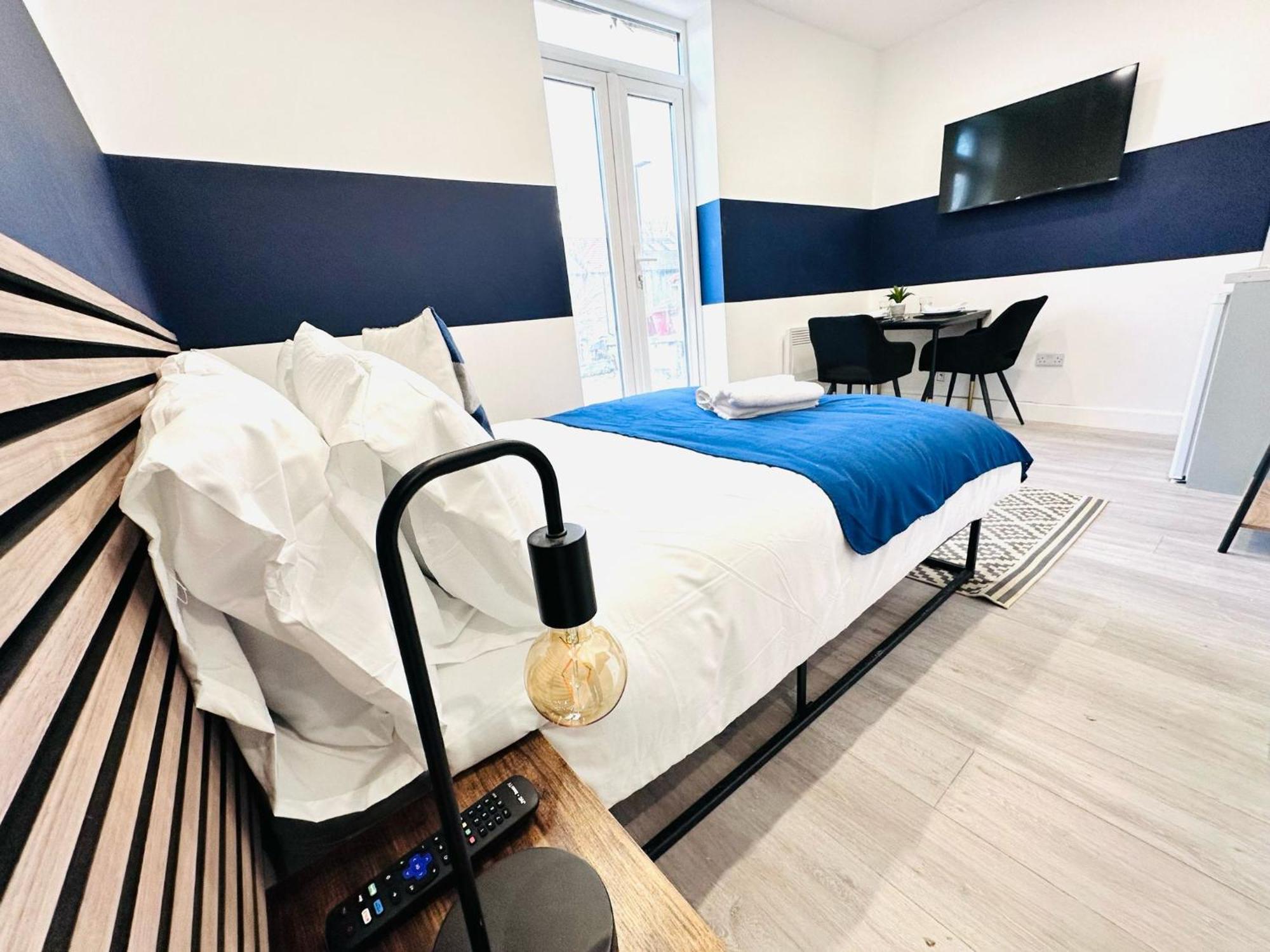 High Standard Central Studios Perfect For Tourists! Londra Esterno foto